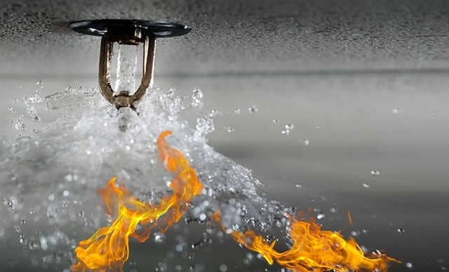 Instalare sisteme de stingere a incendiilor